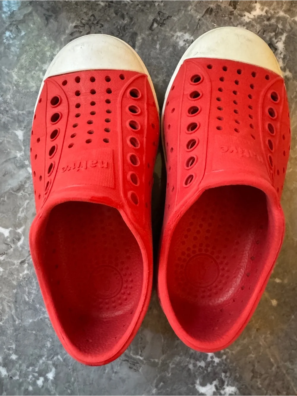 Native Red Kids Slip-On Water Shoes size 8